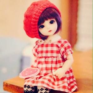 Meet your Posher, Malika